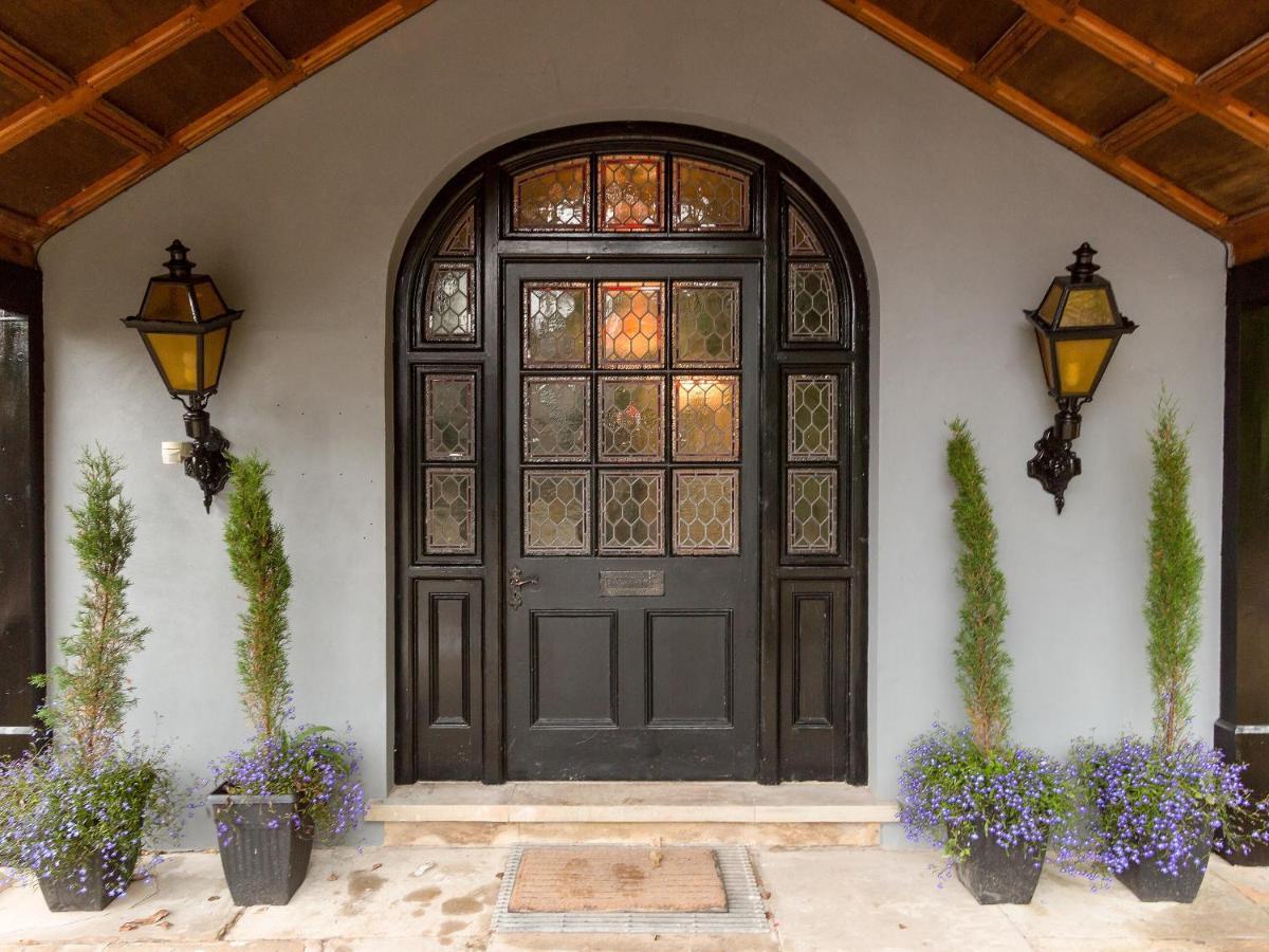 Pendine Manor Villa Exterior photo